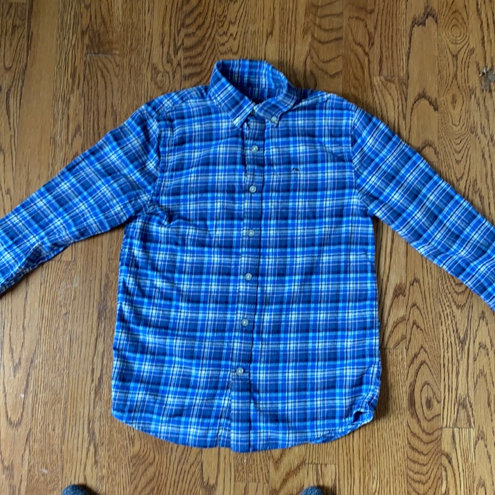 🐳 Vineyard Vines Boys Whale Shirt